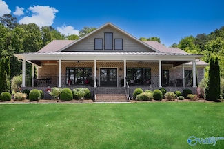 2315 Sunset Dr, Guntersville, AL 35976