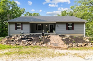 19087 Cannonball Ln, Warrenton, MO 63383