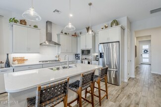 10509 W Harmony Ln, Peoria, AZ 85382