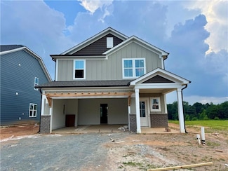 1713 Creekline Dr, Kernersville, NC 27284