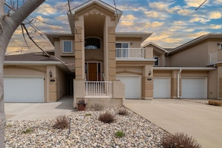 5918 S Grand Lodge Place, Sioux Falls, SD 57108