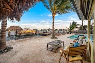 844 East Dr, Boynton Beach, FL 33435