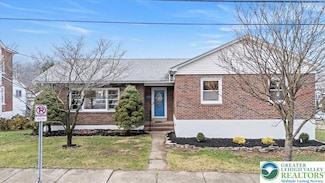 1413 Sioux St, Fountain Hill, PA 18015