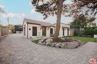 11026 Hortense St, North Hollywood, CA 91602