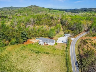 724 Tom Cook Rd, Pilot Mountain, NC 27041