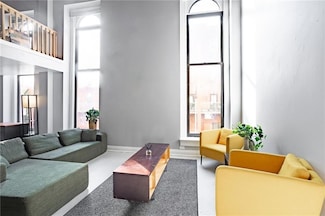 113 W 5th St Unit 108, Kansas City, MO 64105