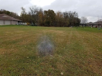 1314 Regency Cir, Norfolk, NE 68701