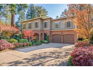 3122 Upper Dr, Lake Oswego, OR 97035
