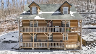 110 Red Wolf Ln, Mars Hill, NC 28754