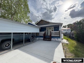 309 Susie Ave, Diamondville, WY 83116