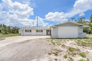 475 E Lake Dr, Tarpon Springs, FL 34688