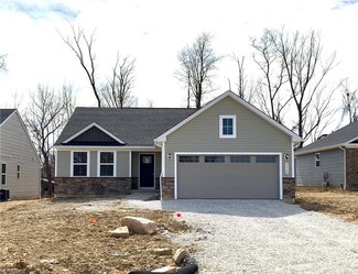 2668 Laubach Dr, Norton, OH 44203