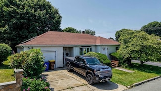 313 Walter St, Fall River, MA 02724