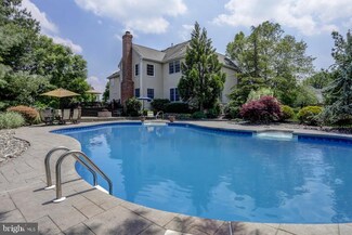 40 Fisher Farm Rd, Belle Mead, NJ 08502