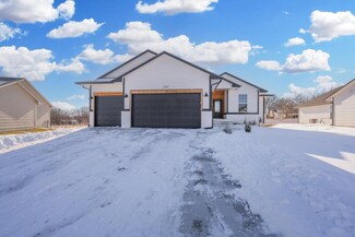 2330 S Chateau St, Eastborough, KS 67207