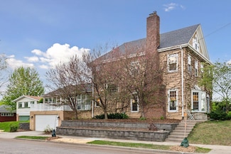 617 E 61st St, Minneapolis, MN 55417