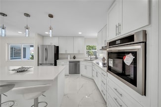 2106 E Tobago Cir, Fort Myers, FL 33905