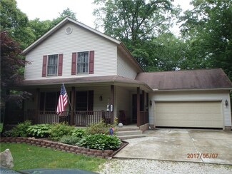 6290 Woodland Ave, Ravenna, OH 44266