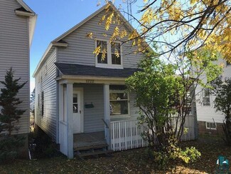 1722 E 8th St, Duluth, MN 55812