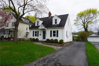 174 Orchard Dr, Rochester, NY 14618