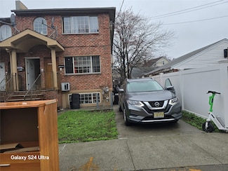 17709 112th Ave, Jamaica, NY 11433