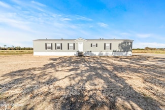 561 Airline Rd, Opelousas, LA 70570