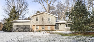 3401 Barrett Rd, Akron, OH 44333