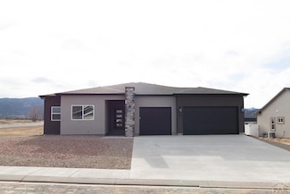 442 Gold Canyon Rd, Cañon City, CO 81212