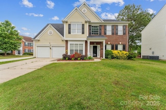 8709 Barrelli Ct, Charlotte, NC 28277