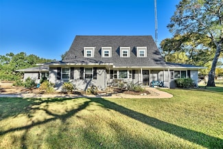 2852 Five Oaks Ln, Brenham, TX 77833