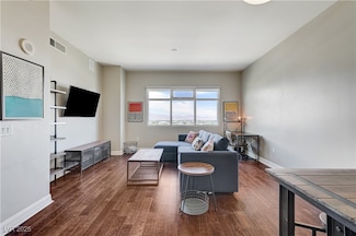 150 Las Vegas Blvd N Unit 1118, Las Vegas, NV 89101