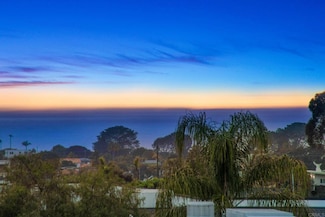 1129 Bonita Dr, Encinitas, CA 92024