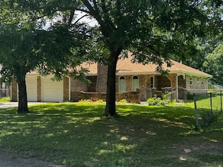 316 Jan Dr, Stratford, OK 74872