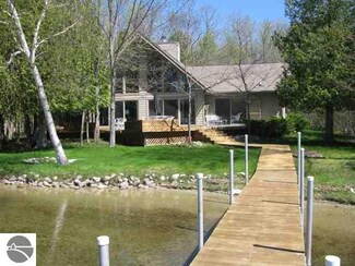 482 S Intermediate Lake Rd, Central Lake, MI 49622