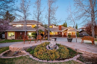 41504 Mission Dr, Palmdale, CA 93551