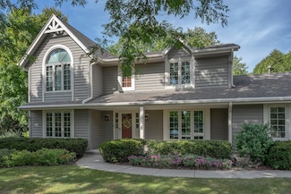 S50W25838 Chicory Cir, Waukesha, WI 53189