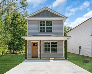 413 Via Dr, Clarksville, TN 37043