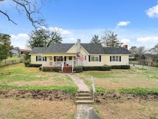 2556 Ash Rd, Gilmer, TX 75644