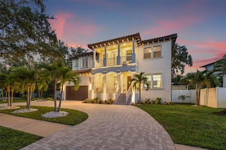 439 Bayview Dr NE, Saint Petersburg, FL 33704