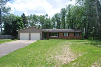 3330 Wolverine Ave, Kalamazoo, MI 49004