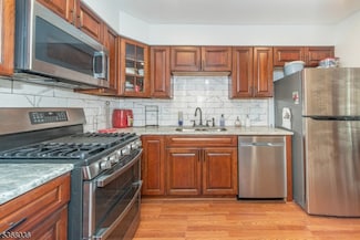 522 W Valley View Ave, Hackettstown, NJ 07840