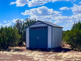 2288 Sitgreaves St, White Mountain Lake, AZ 85901