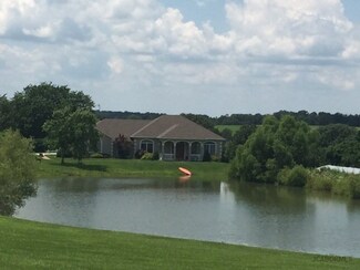 55 Wildflower Ln, Linn, MO 65051