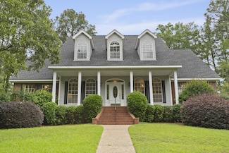 112 Saint Andrews, Hattiesburg, MS 39401
