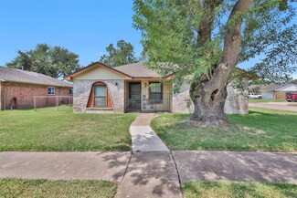 1439 Pi Cirlce Cir, Pasadena, TX 77504