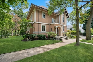 1335 Asbury Ave, Evanston, IL 60201