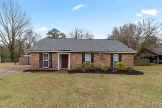 51 High Ridge Rd, Wetumpka, AL 36093
