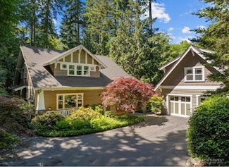 14157 Komedal Rd NE, Bainbridge Island, WA 98110