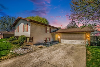 1608 W 95th Ct, Crown Point, IN 46307