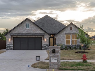 11700 Corie Nicole Ln, Yukon, OK 73099